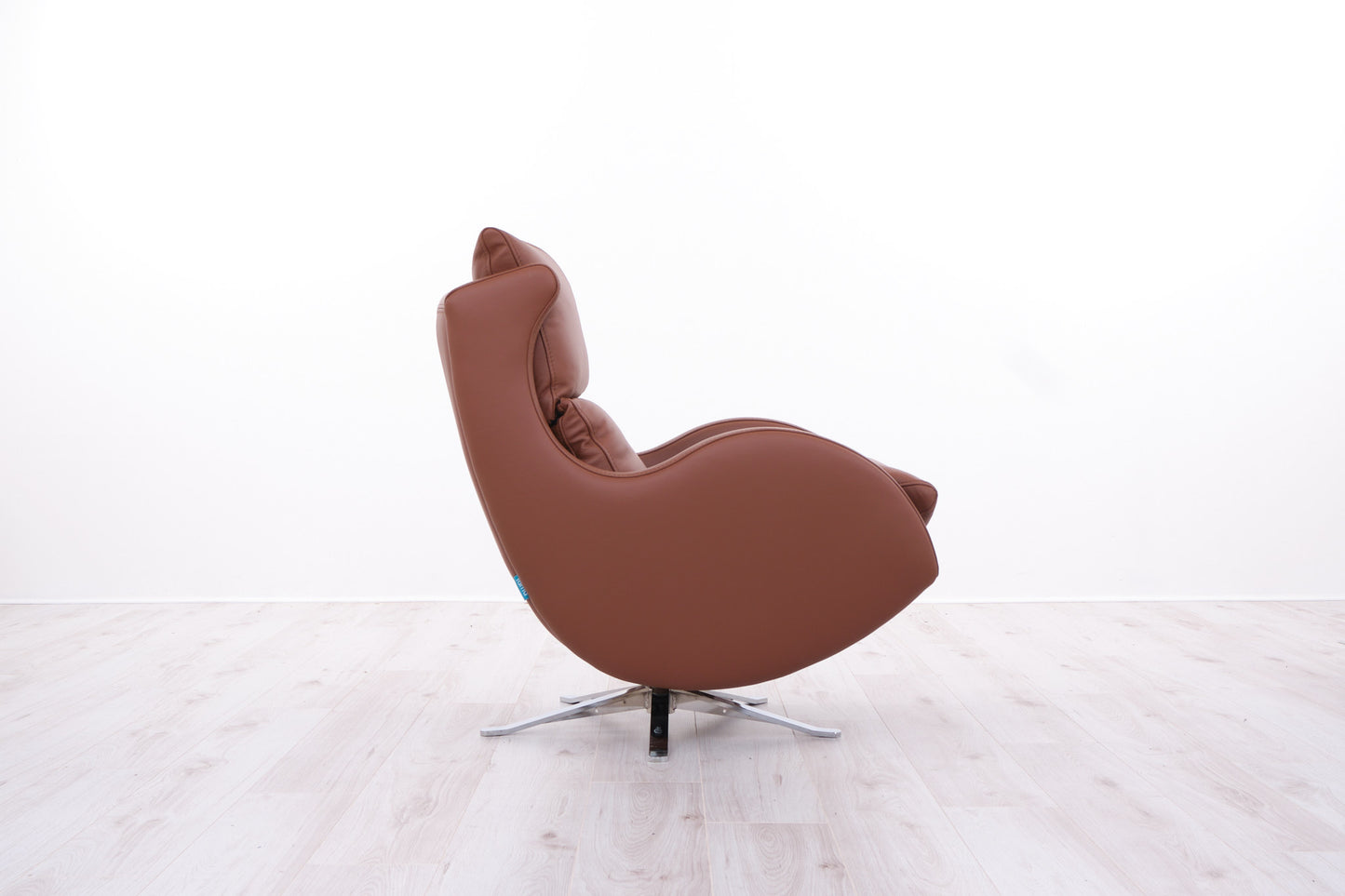 LENNY LEATHER SWIVEL CHAIR