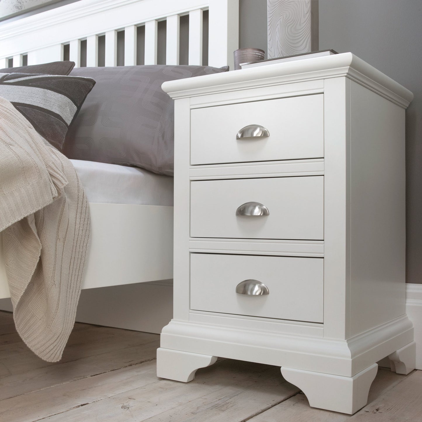 RHODES 3 DRAWER NIGHTSTAND