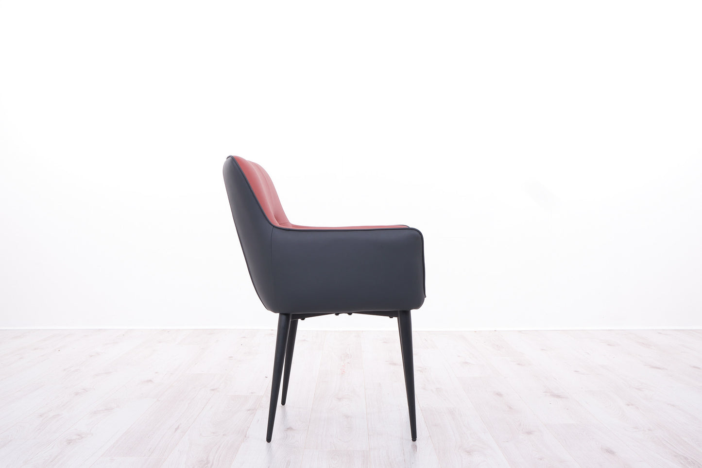 RUBY DINING ARMCHAIR